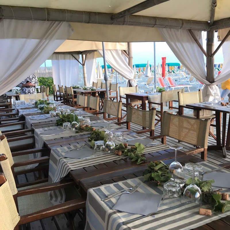 T.J. di FRANCESCONI Tommaso Flora Beach Bar & Rest